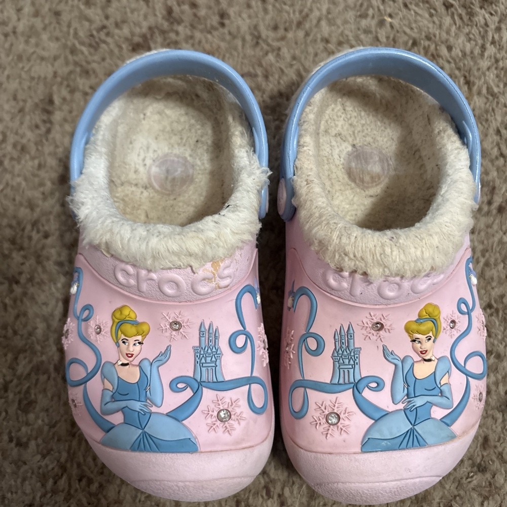 Crocs Clogs Slip On Shoes Cinderella Pink Child 10 11 Girls Sandals